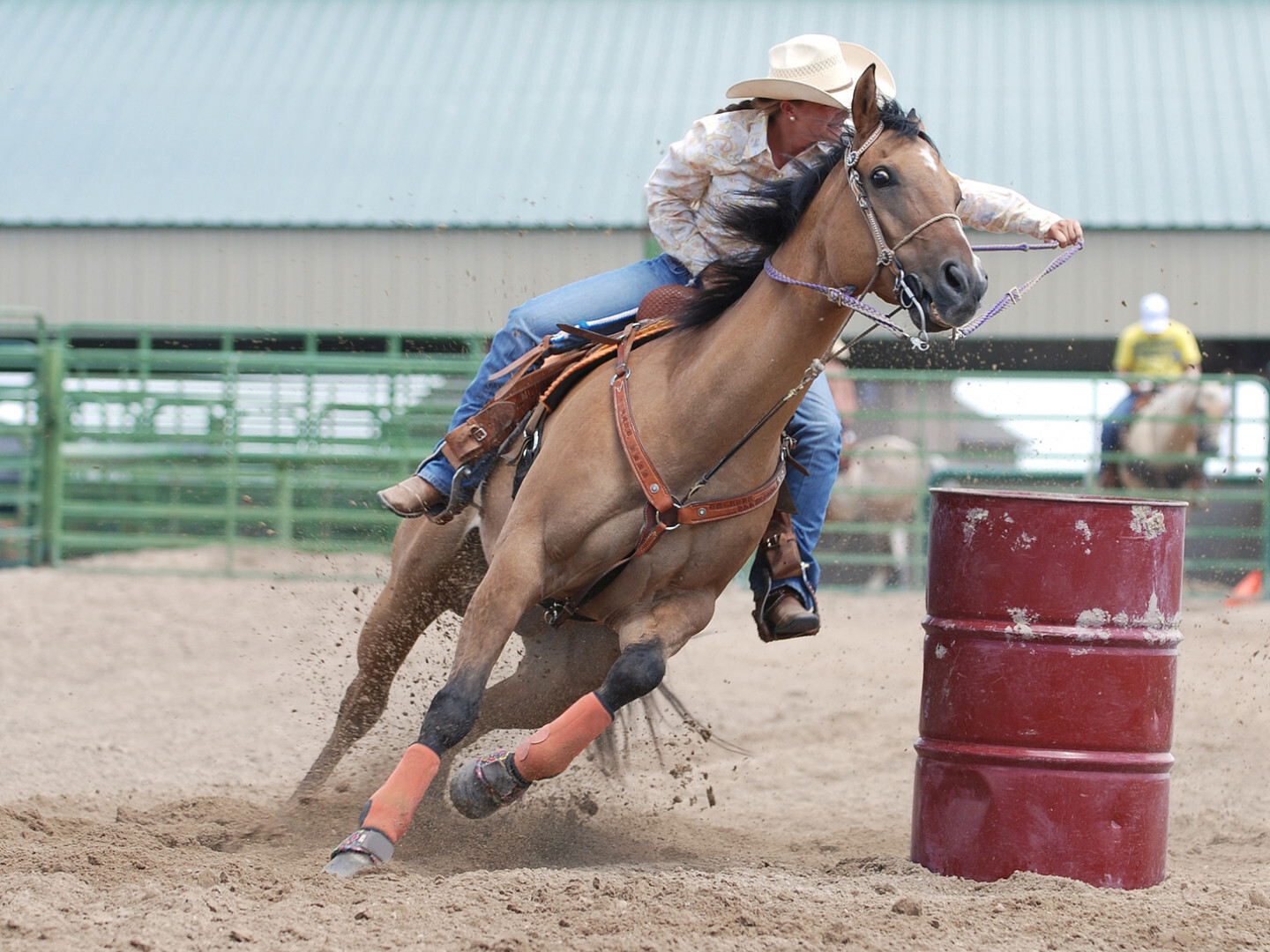 Barrel-Racing Diamond G