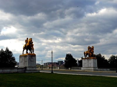 US-Washington-z-Sacrifice-and-Valor-1